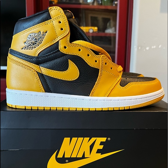 Air Jordan 1 Retro High OG Pollen - Picture 4 of 8